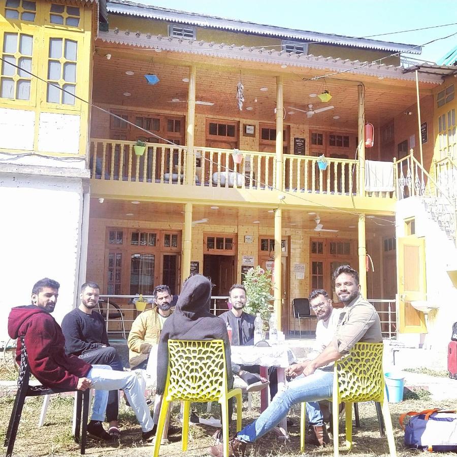 Kasol Wooden Cottage Экстерьер фото
